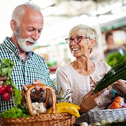 couple shopping for healthy food